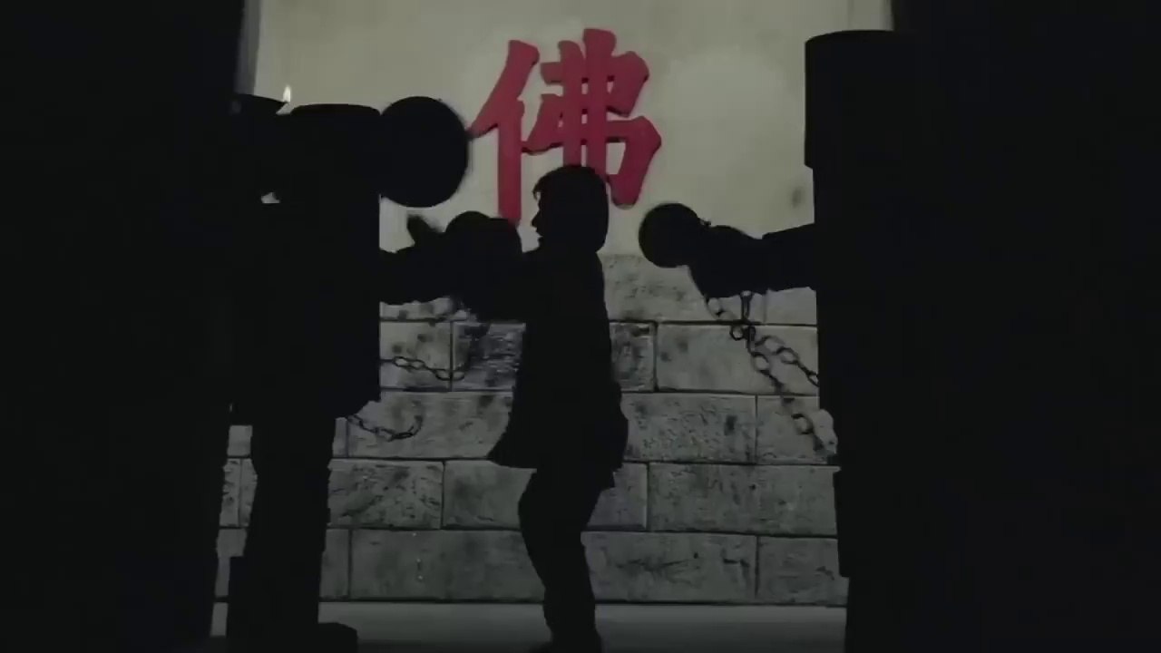 A weak boy does pushups with a 300 kg rock to mold his shoulder & becomes a beast _ Jackie Chan film