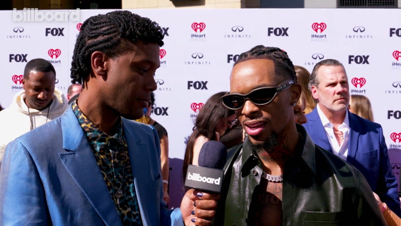 Toosii Reveals Who His First Call Was After Debuting On The Hot 100, Talks Wanting To Collab With SZA, Spreading Love & More | iHeart Radio Music Awards 2023