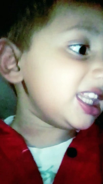 Talented child/ kid /ye bacha poorey duniya k bacho sai zaida zaheen hai/Outstanding child/kid