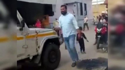 पार्षद का महिला से मारपीट का वीडियो वायरल