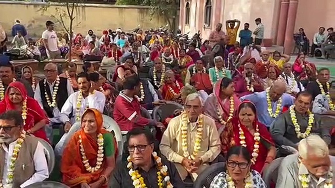 हवाई यात्रा का सपना बना हकीकत, देखें वीडियो