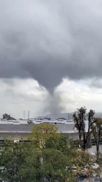Montebello Tornado destroys fiber factory today in Montebello/ #Tornado #California #Storm #Montebello #CAwx #Viral #Climate #Weather #Tornadoes
