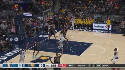 Doncic dishes up ridiculous dime in Mavs win