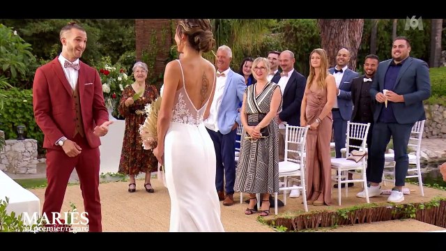 Je ne pouvais pas m'attendre à ça : Emanuel trop moche pour Léa dans Mariés au premier regard ? Il répond