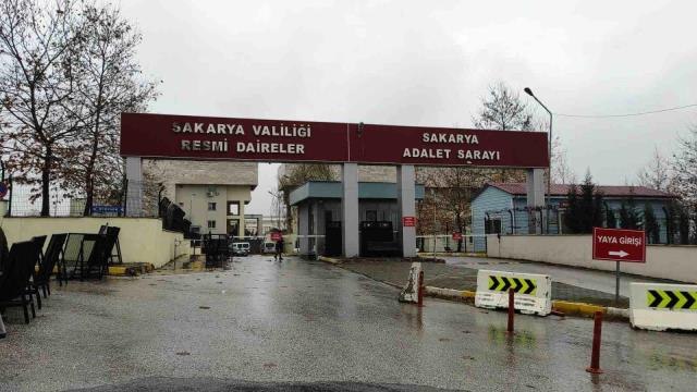 Cinsel taciz davasında minibüs şoförü Rızaen sadece seviştim dedi, baro başkanından itiraz gecikmedi