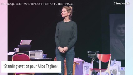 Descargar video: Alice Taglioni : Tonnerre d'applaudissements pour l'actrice, son compagnon Laurent Delahousse caché dans la foule