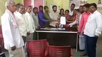 జైనూర్: తండ్రి పదవి.. కొడుకు పెత్తనం.. ఊర్లో సమస్యలు అక్కడే..!