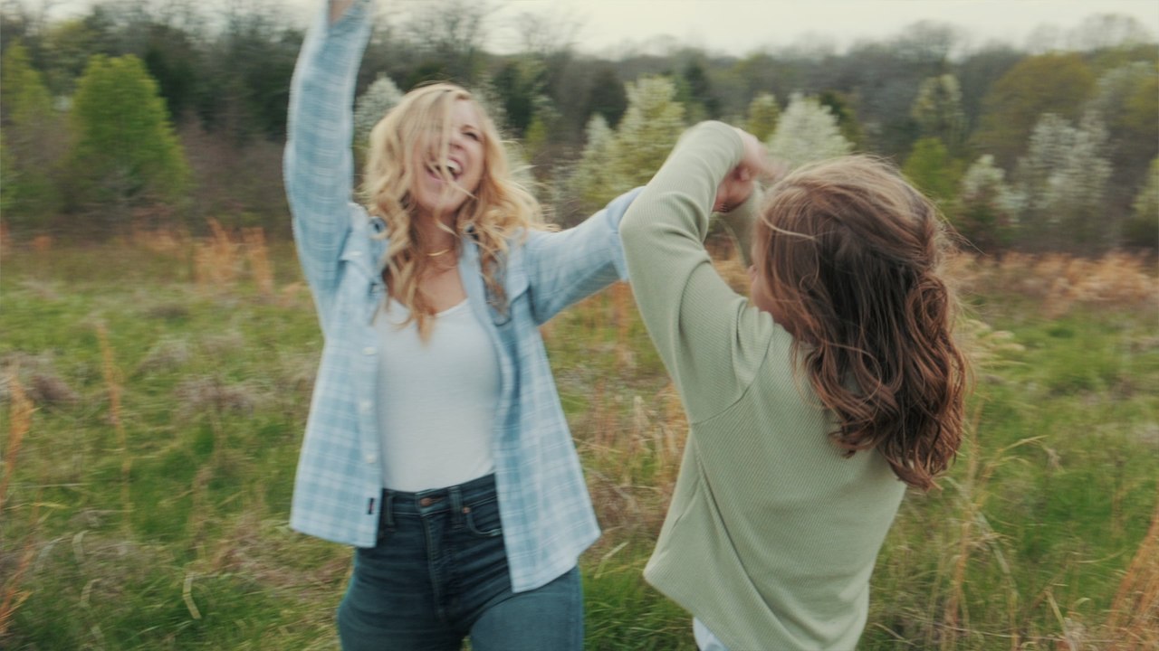 Ellie Stronger video Dailymotion