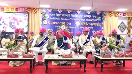 65 मेधावी विद्यार्थियों को गोल्ड मैडल से नवाजा, इनमें 36 छात्राएं शामिल