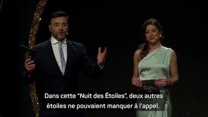 Argentine - Maradona et Pelé apparaissent en hologramme pour Messi