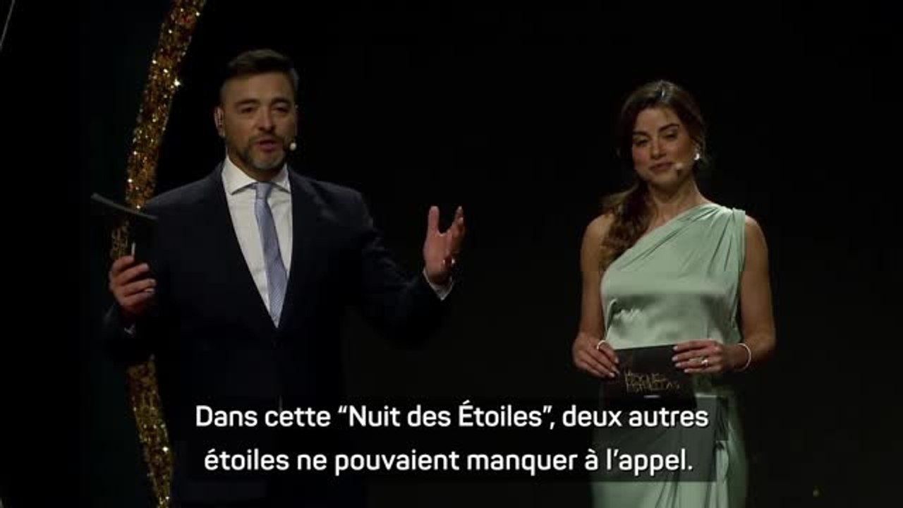 Argentine - Maradona et Pelé apparaissent en hologramme pour Messi