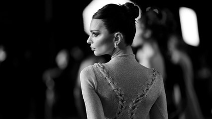 Emily Ratajkowski Just Revealed That She "Recently Became a Swiftie"