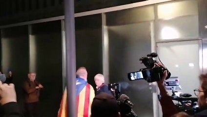 El juez deja en libertad a la eurodiputada Ponsatí tras su vuelta a España