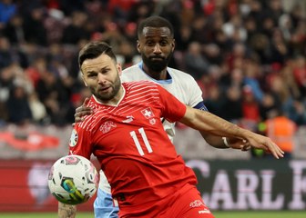 Le replay de Suisse - Israël - Foot - Qualif. Euro