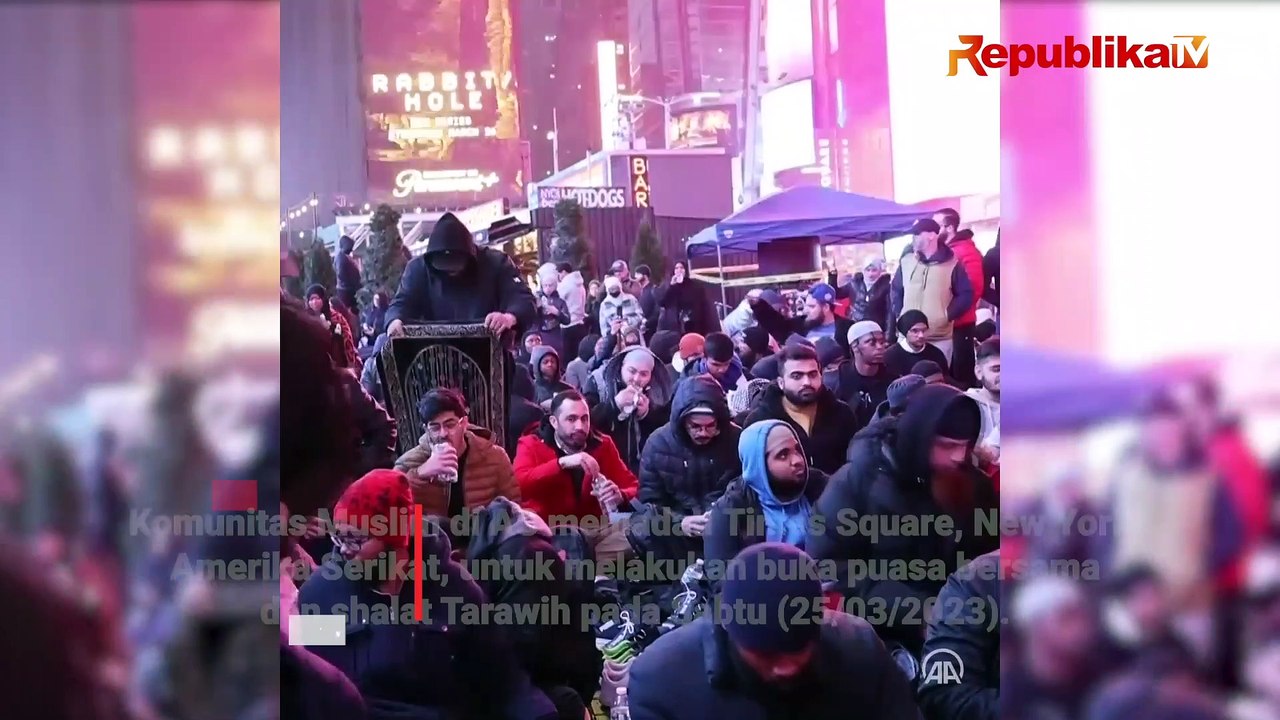 Komunitas Muslim AS Kembali Gelar Sholat Tarawih di Times Square