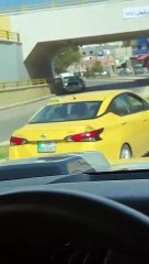 الأمن يزيل خيمة عزاء نصبت وسط طريق عام في عمان