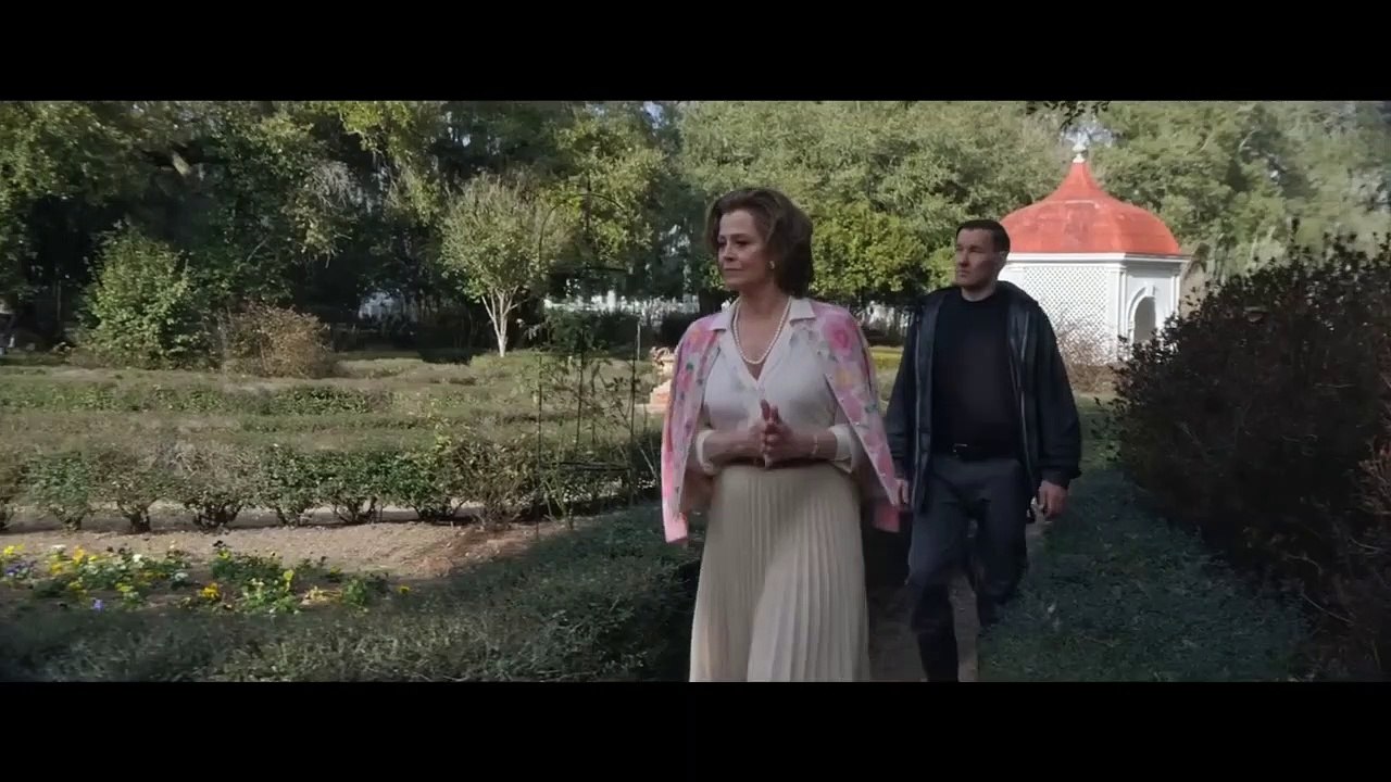 Master Gardener Trailer OV