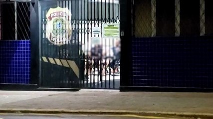 Trio que armazenava contrabando e veículo usado no transporte dos ilícitos são encaminhados à Polícia Federal em Cascavel