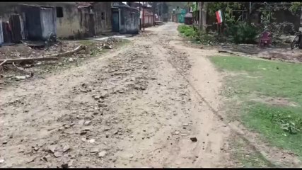 পুরুলিয়াঃ রাস্তার জন্য ভোট বয়কট!পথশ্রীতে কী হল সমাধান?জানুন