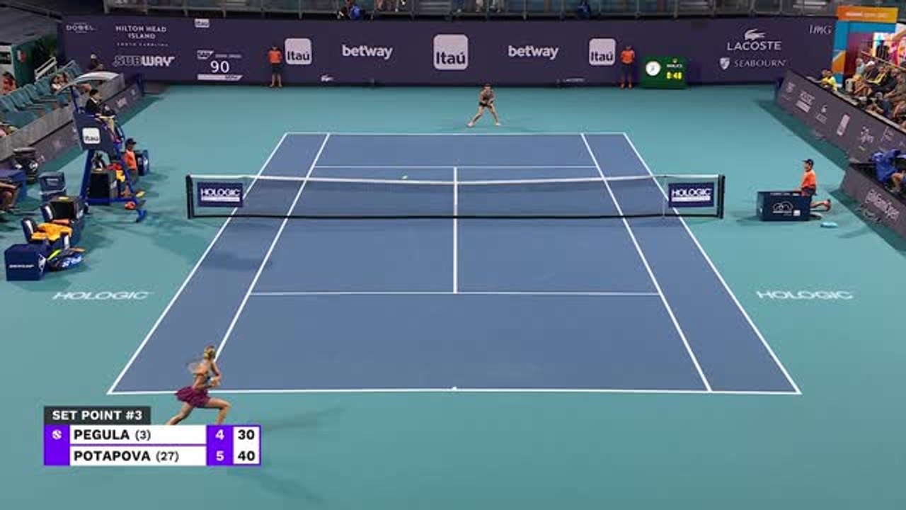 Miami - Pegula en demi-finales