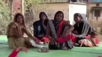 कटनी: आधार कार्ड बनवाना महिलाओं को पड़ा भारी हुआ यह हाल..