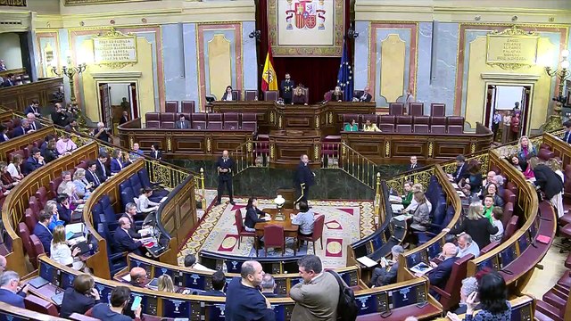 Los casos de corrupción y la economía centran la sesión de control al Gobierno