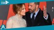 Jennifer Lopez et Ben Affleck : robe transparente et fluo... la bombe collée-serrée à son mari après