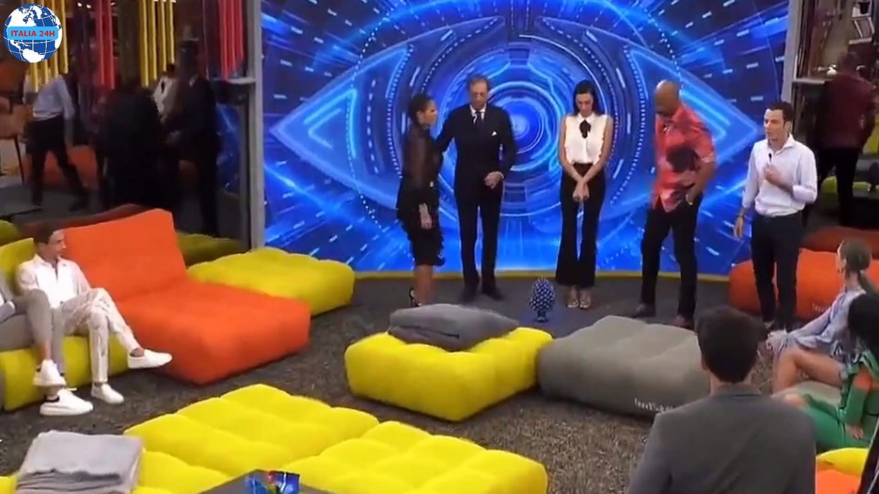 Marco Bellavia si scaglia contro i concorrenti del GF Vip 7 per il gesto contro Nikita Pelizon