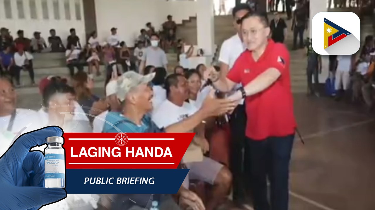 Ilang mga residente na naapektuhan ng oil spill sa Oriental Mindoro, nakatanggap ng tulong mula sa pamahalaan