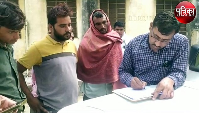 तेज रफ्तार ट्रैक्टर की टक्कर से बाइक सवार दो युवकों की मौत