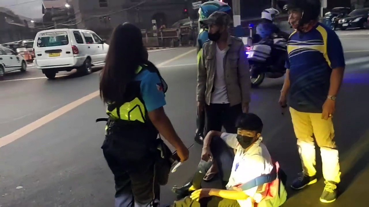 Student biker ng Buting HS nabangga ng motorcycle rider sa may Pasig Simbahan