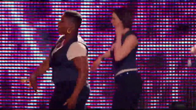 Pitch Perfect 2 / Extrait 5 La performance des Bellas aux championnats [Au cinéma le 22 juillet]