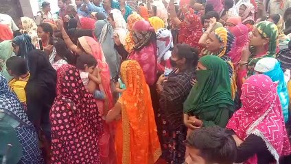 महापौर ढेबर के घर ईडी ने मारा छापा, समर्थकों का प्रदर्शन; घर के सामने डीजे में बजा- कका जिंदा है...