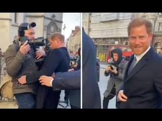 L'esperto afferma che Harry è stato "provocatorio" in tribunale, ma l'umore è "svaporato" quando