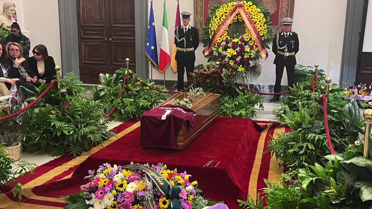 L'ultimo omaggio a Gianni Minà, camera ardente...