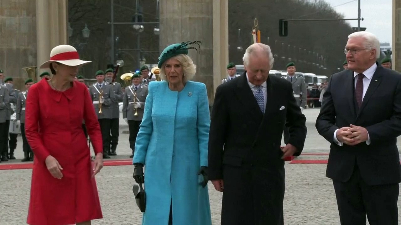 Jubel zum Start des Staatsbesuchs von Charles und Camilla