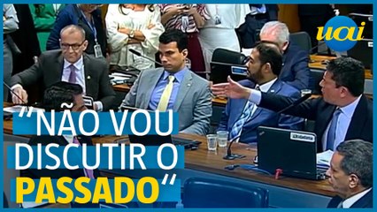 Sergio Moro bate boca com senador petista