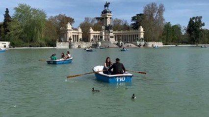 Paseos en barca y helados para afrontar las "inusuales altas temperaturas"
