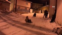 Erzincan'da kar yağışı nedeniyle taşımalı eğitime ara verildi