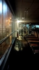 Chuva forte em Blumenau danifica academia e espaço de ginástica fica inundado
