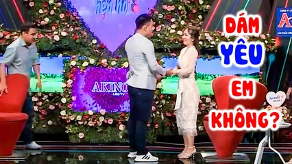 Cô nàng y tá SIÊU QUYẾN RŨ làm bạn trai XÁCH DÉP BỎ CHẠY chưa gặp mặt đã HỜI HỢT KHÔNG MUỐN HẸN HÒ