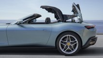VÍDEO: Ferrari Roma Spider, una belleza que lleva el cielo como techo