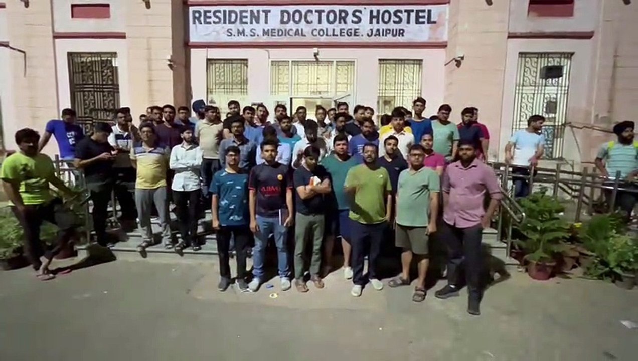 Right to Health Bill Protest- रेजिडेंट्स की कोर...