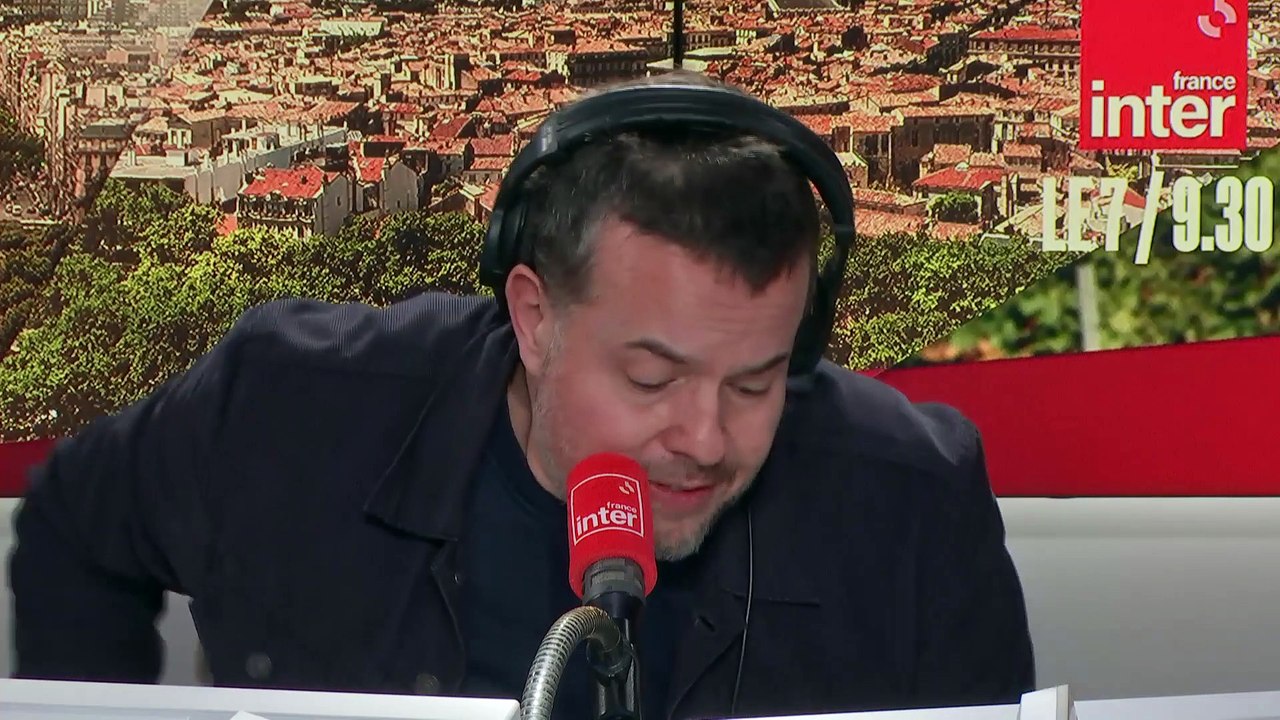 L’ultra hyper méga gauche - Le Billet de Charline dans le 7/9.30