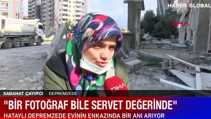 Hataylı depremzede enkazın altındaki anılarını ağlayarak arıyor: 'Bir fotoğraf bile servet değerinde'