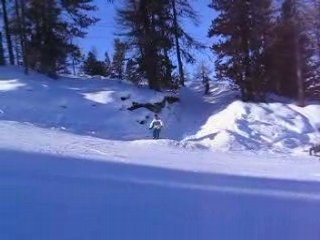 jolie back flip pas terminé