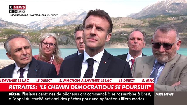 Emmanuel Macron à Savines-Le-lac: Il y a 200 manifestants aujourd'hui, est-ce que la République doit s'arrêter ? - VIDEO