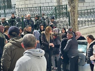 MALTEPE'DE ÖLDÜRÜLEN BABA VE OĞLU, GÖZYAŞLARIYLA SON YOLCULUĞUNA UĞURLANDI