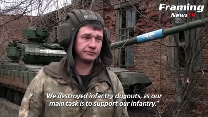 Tank Ukraina menembakkan peluru di dekat Bakhmut di tengah pertempuran perang paling berdarah