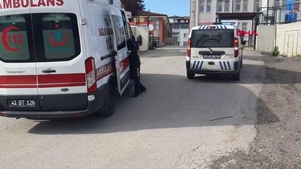 LİSE ÇIKIŞINDA BIÇAKLI KAVGA: 1 YARALI, 1 GÖZALTI